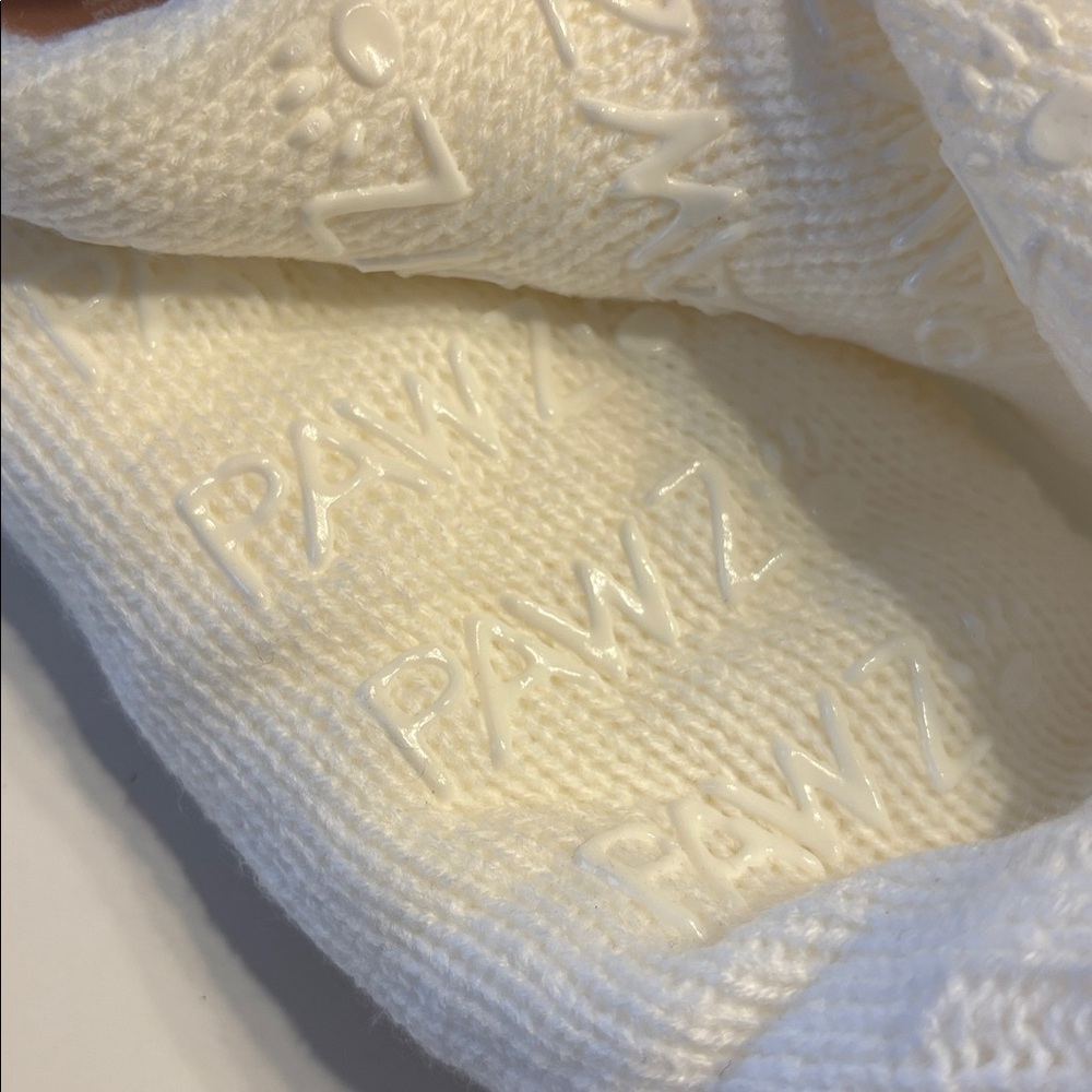 Pawz by Bearpaw Women's White Bootie Lounge Socks - Picture 10 of 10